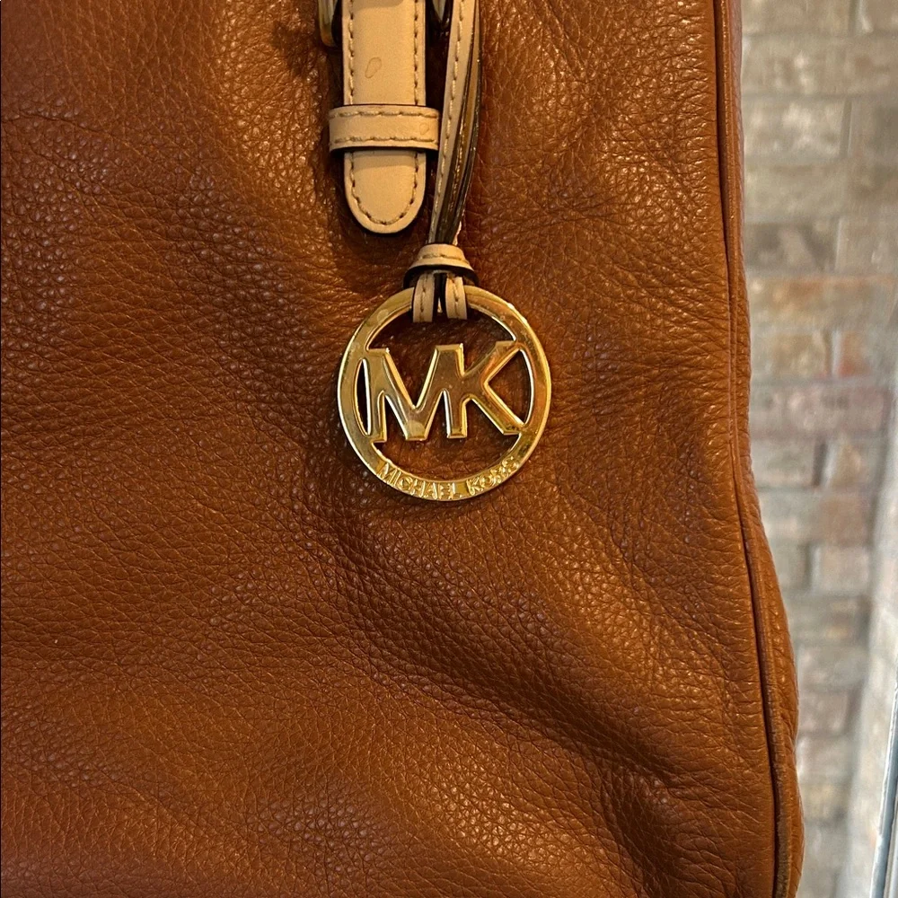 Michael Kors Tan and Cream Purse/Tote Early 2000s Vintage - Picture 3 of 12